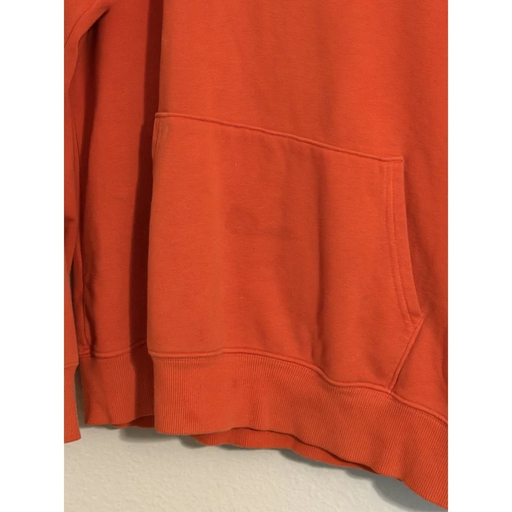 The North Face Mens Red Orange Box Logo Never Stop Exploring Hoodie MEDIUM